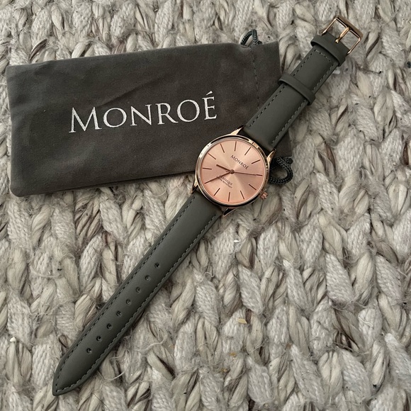 NWT Monroe Rose Gold Watch - Picture 1 of 3